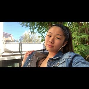 Meet your Posher, Alyssa